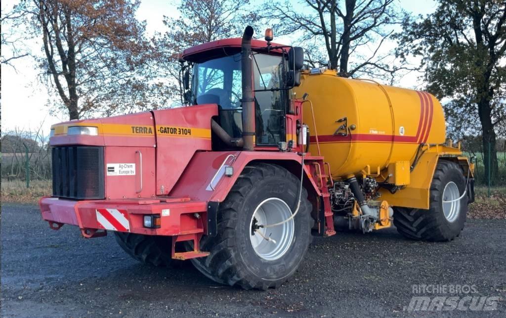 TerraGator TG 3104 Kita tręšimo technika