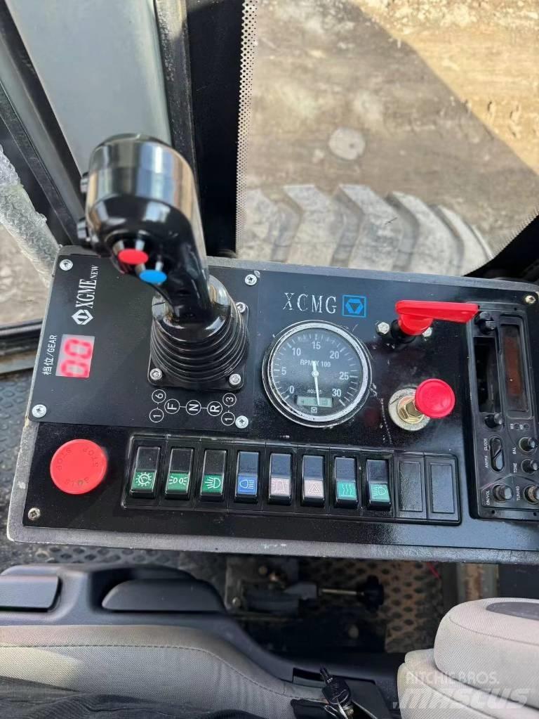 XCMG GR 2153 Greideriai