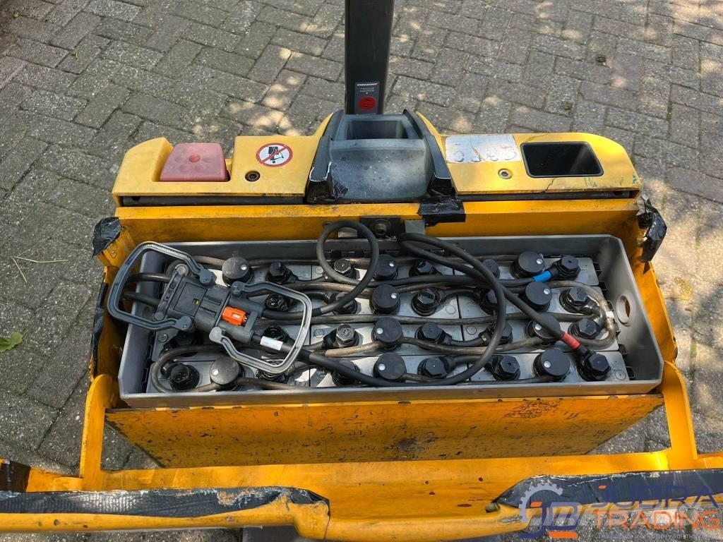 Jungheinrich EJE 118 Rankiniai vėžimėliai