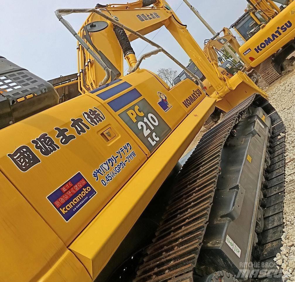 Komatsu PC 210 Vikšriniai ekskavatoriai