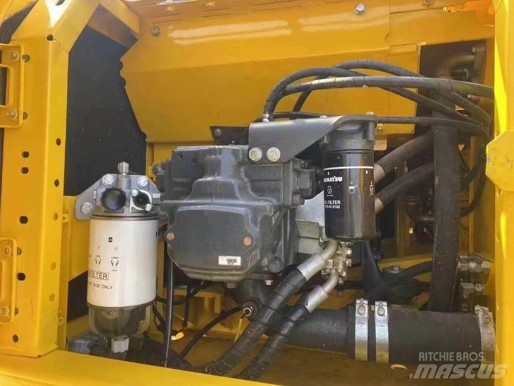 Komatsu PC 200-8 Vidutinės galios ekskavatoriai 7-12 t
