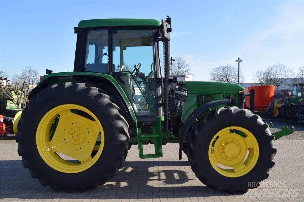 John Deere 6410 Traktoriai
