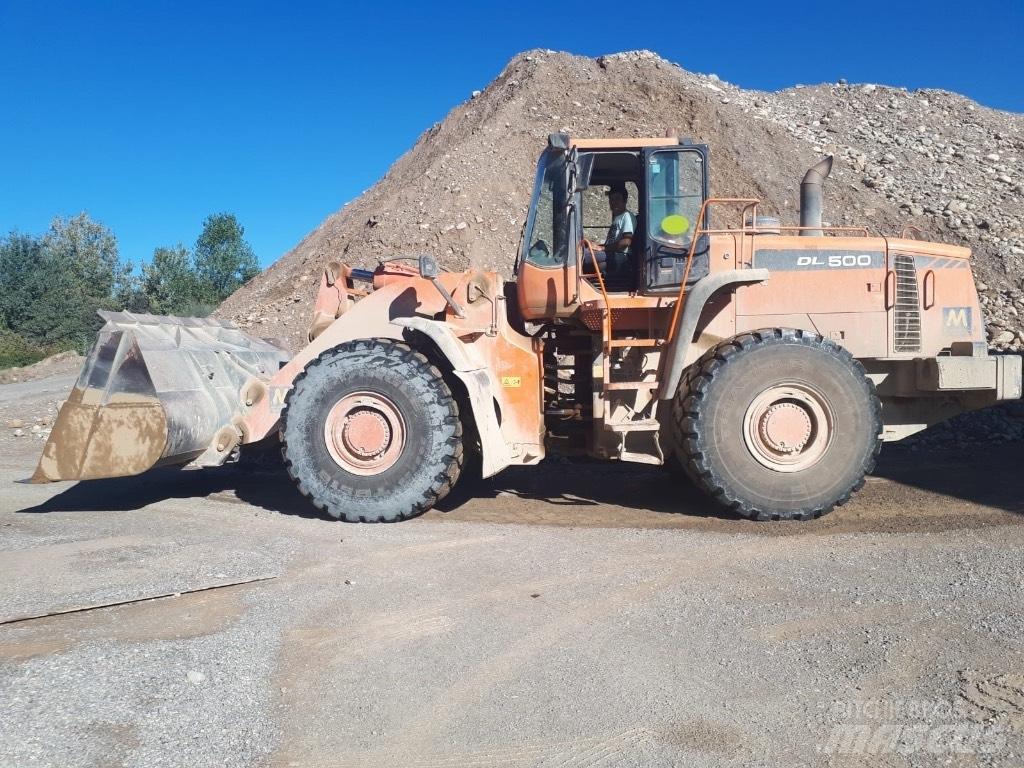 Doosan DL 500 Naudoti ratiniai krautuvai