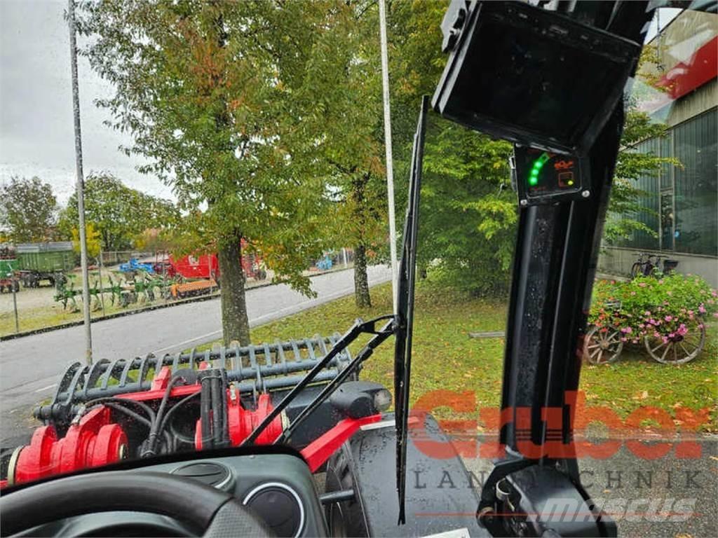 Schäffer T 9640 Teleskopiniai krautuvai žemės ūkiui