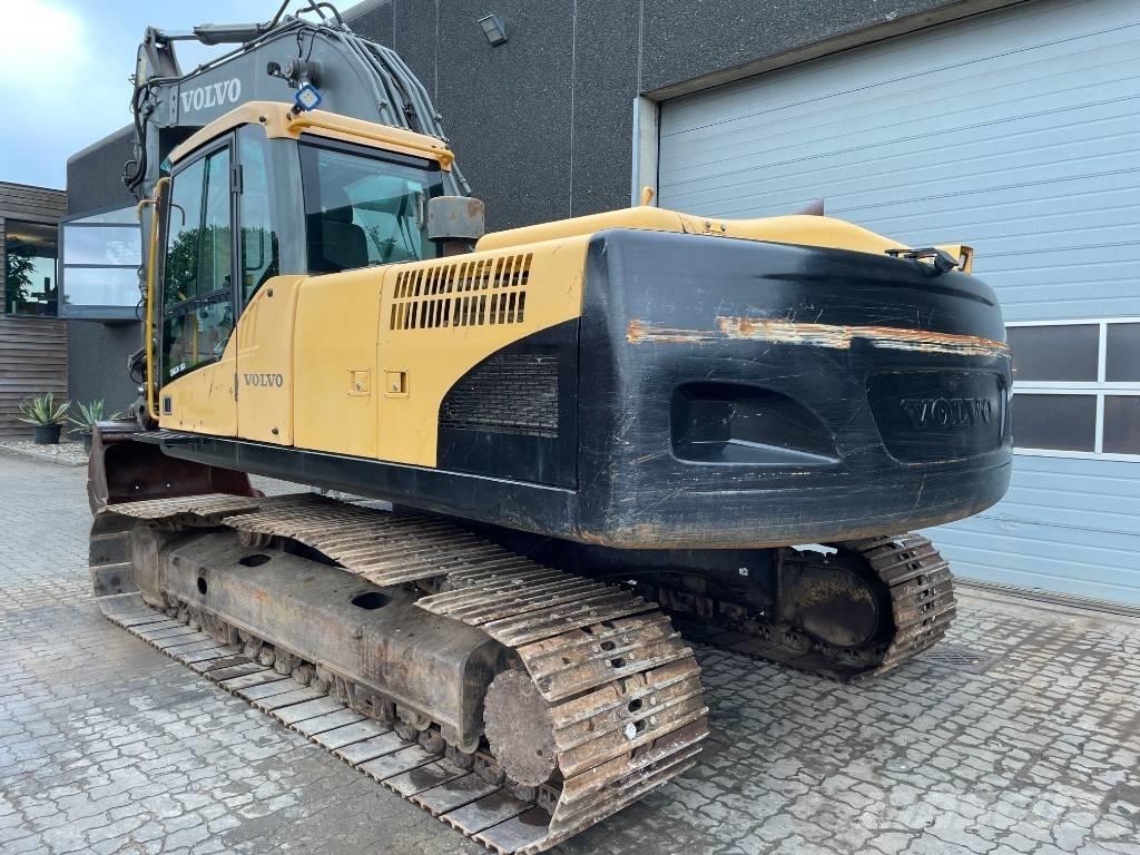 Volvo EC240C Vikšriniai ekskavatoriai