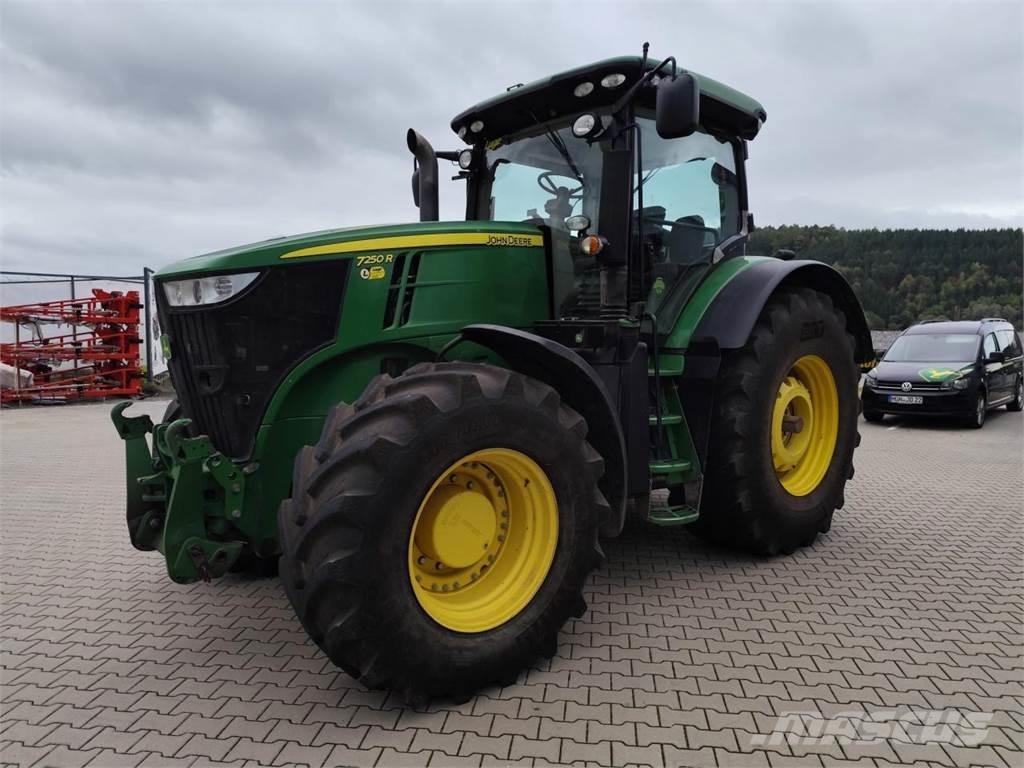 John Deere 7250R Traktoriai