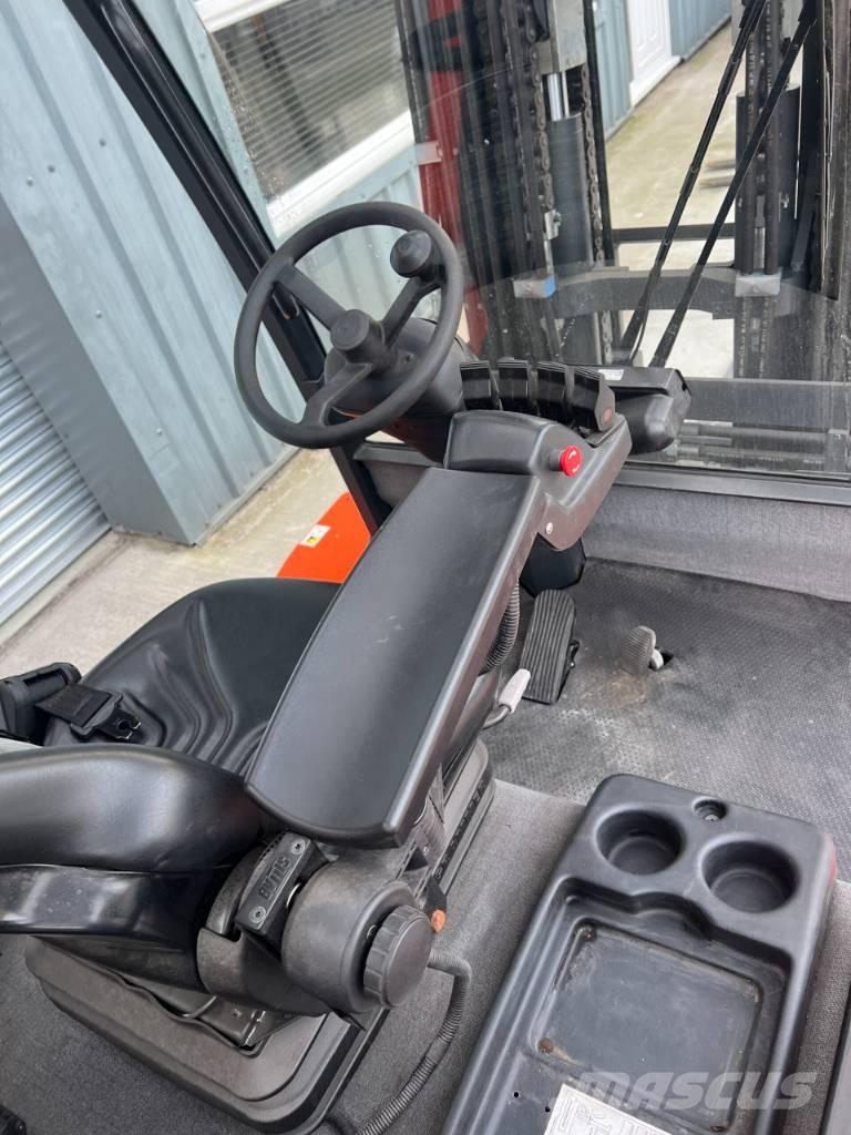 Carer F80 Elektriniai šakiniai krautuvai