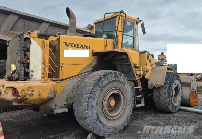Volvo L 180 E Naudoti ratiniai krautuvai