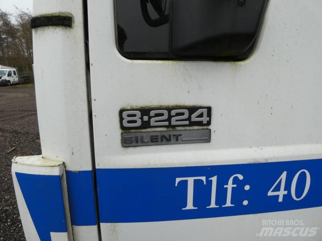 MAN 8.224 Sunkvežimiai su dengtu kėbulu