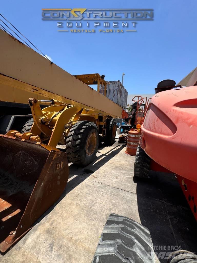 JLG 800 S Teleskopiniai keltuvai