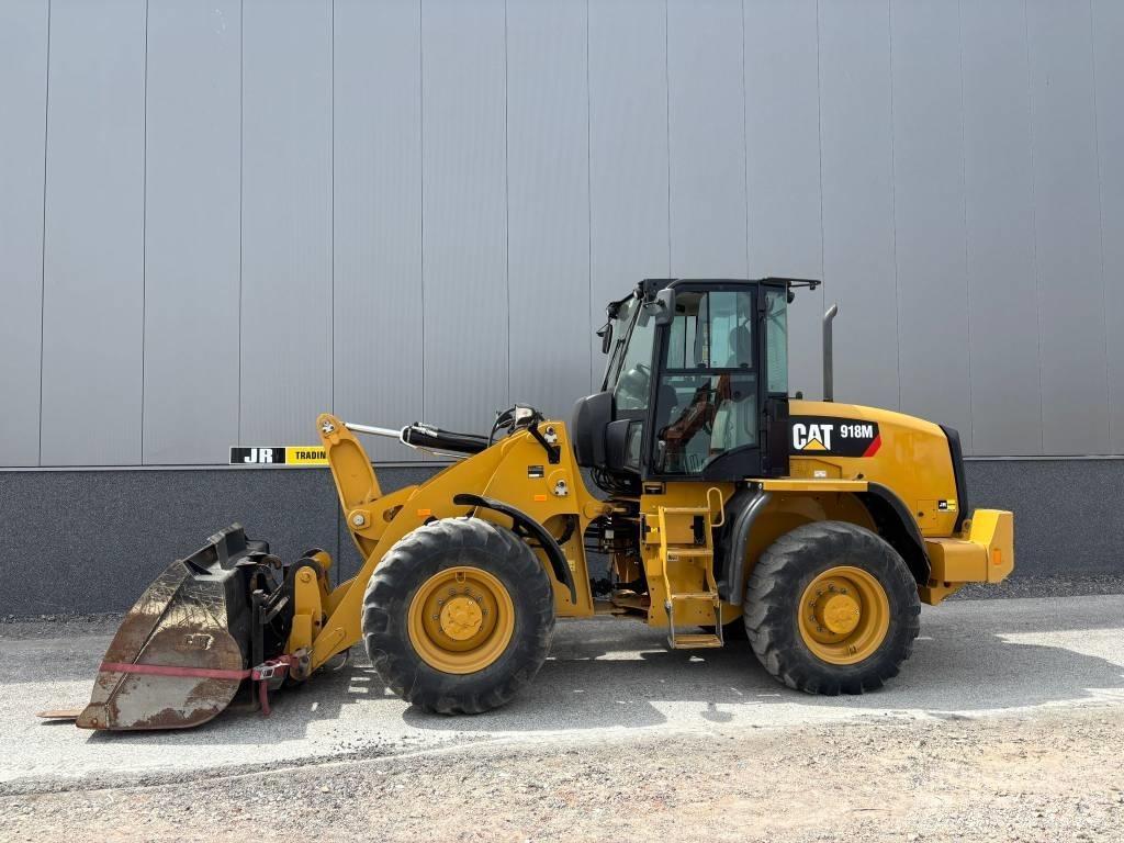 CAT 918 M Naudoti ratiniai krautuvai