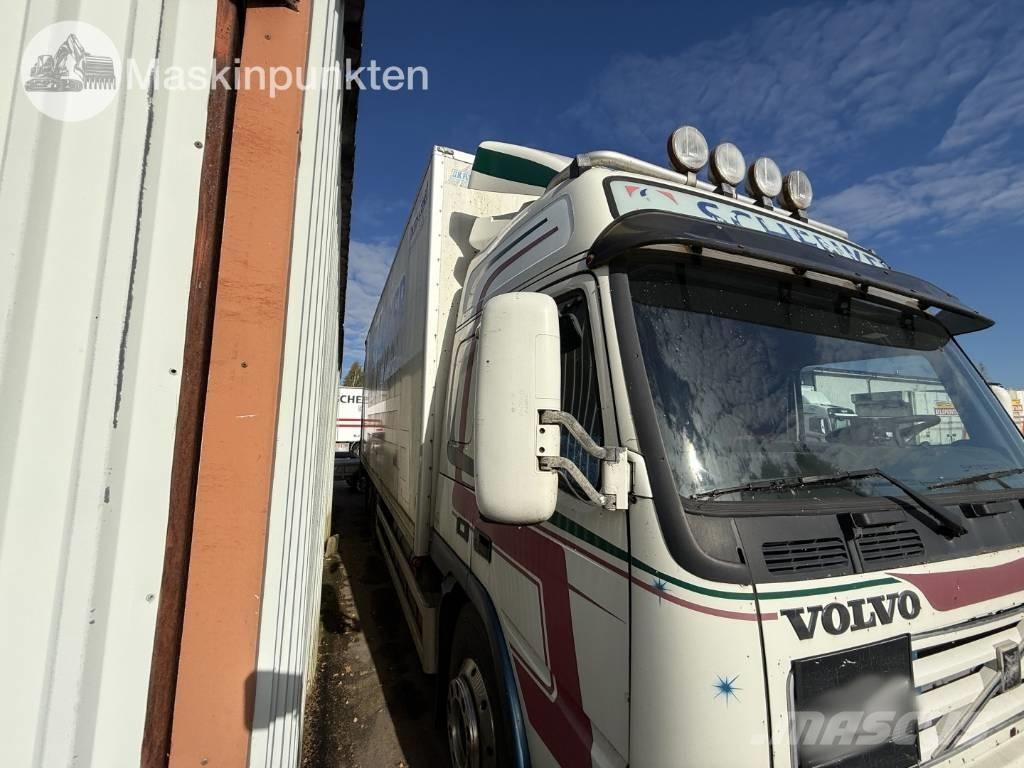 Volvo FM 12 Sunkvežimiai su dengtu kėbulu