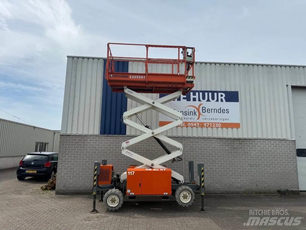 Snorkel S2255RT Žirkliniai keltuvai