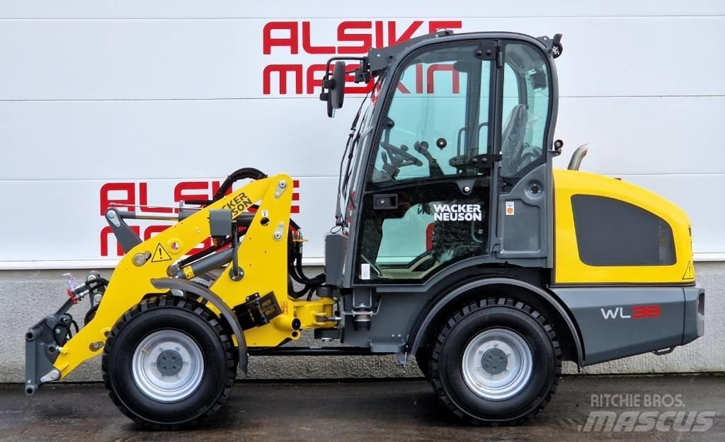Wacker Neuson WL 38 Naudoti ratiniai krautuvai