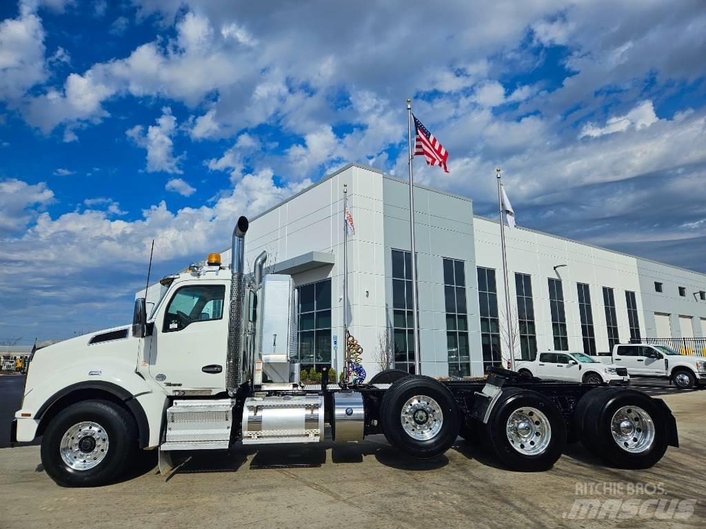 Kenworth T 880 Naudoti vilkikai