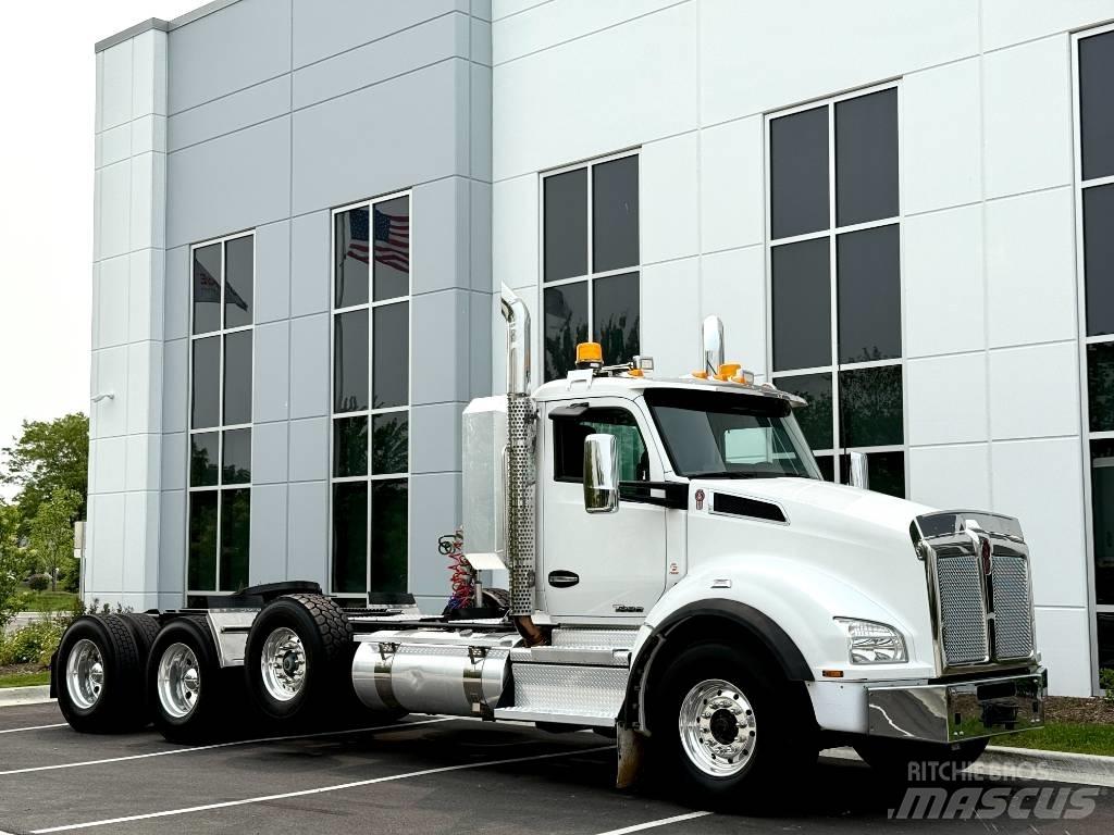 Kenworth T 880 Naudoti vilkikai