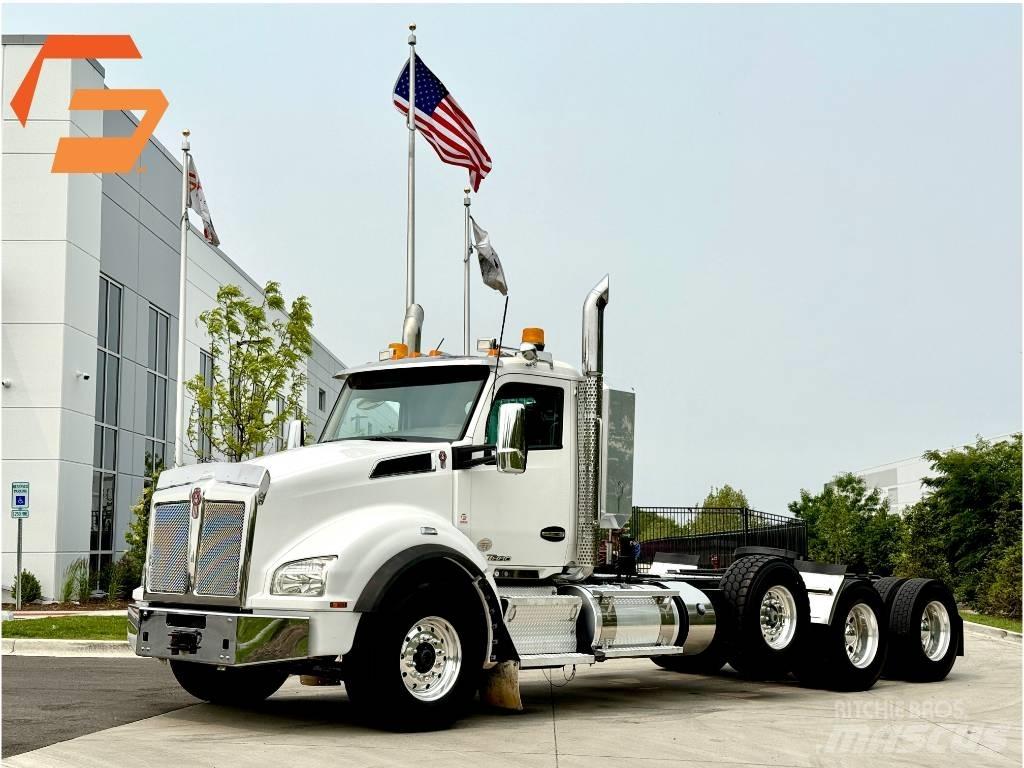 Kenworth T 880 Naudoti vilkikai