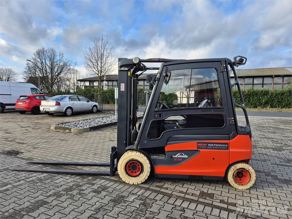 Linde E25L-01- Elektriniai šakiniai krautuvai