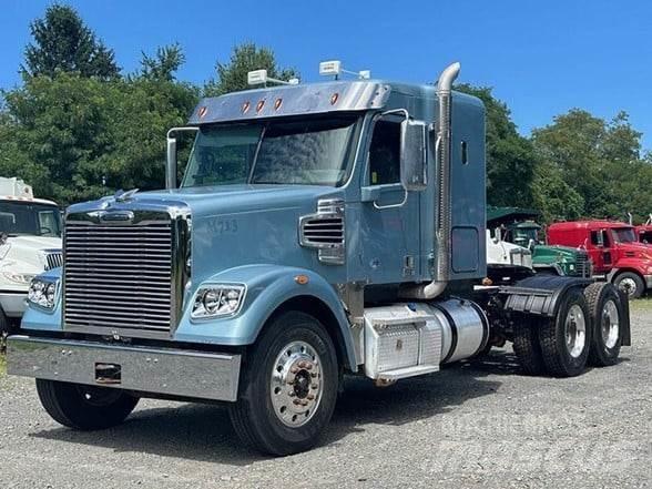 Freightliner 122SD Naudoti vilkikai