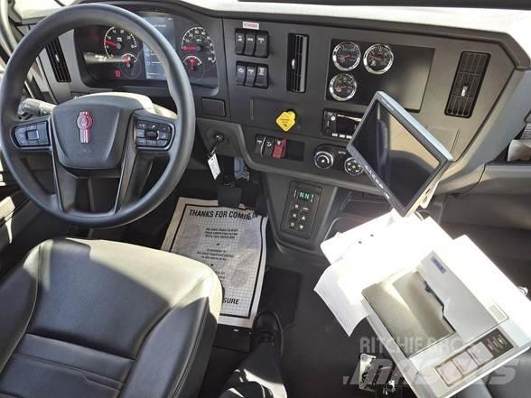 Kenworth T380 Statyba - Kita
