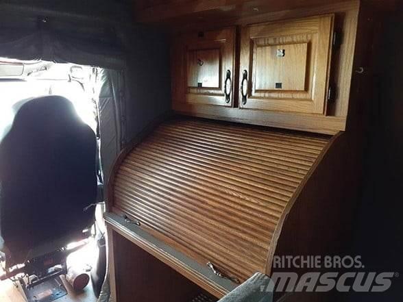 Kenworth T600 Naudoti vilkikai