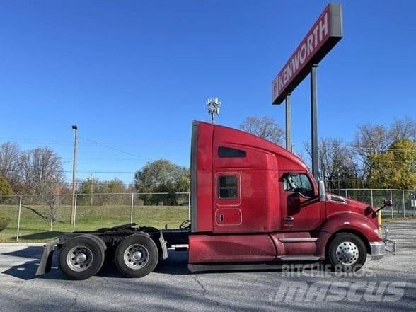 Kenworth T680 Naudoti vilkikai