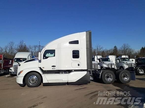 Kenworth T680 Naudoti vilkikai