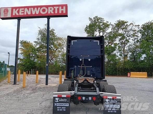 Kenworth T680 Naudoti vilkikai