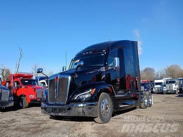 Kenworth T680 Naudoti vilkikai