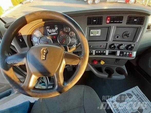 Kenworth T680 Naudoti vilkikai