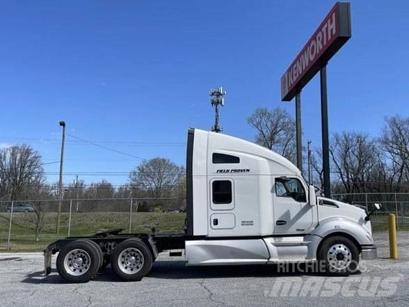 Kenworth T680 Naudoti vilkikai