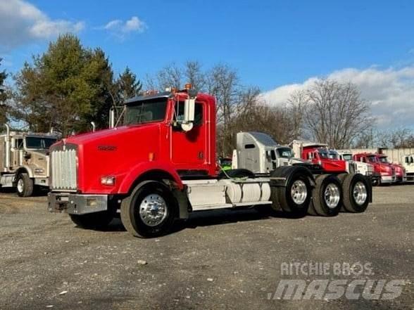 Kenworth T800 Naudoti vilkikai