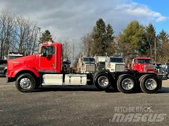 Kenworth T800 Naudoti vilkikai