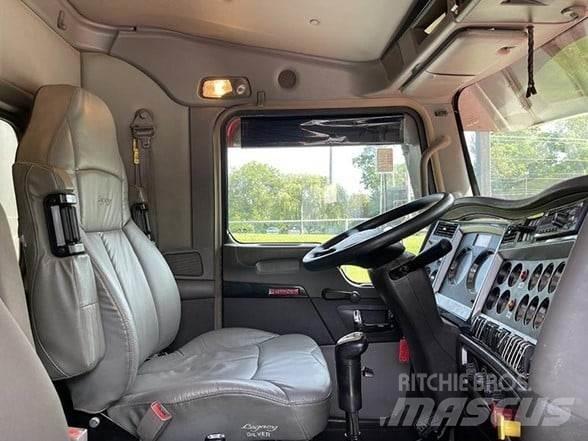 Kenworth T800 Savivarčių priekabų vilkikai