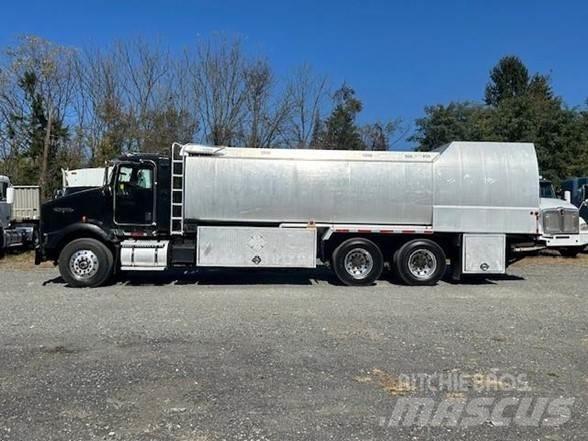 Kenworth T800 Statyba - Kita