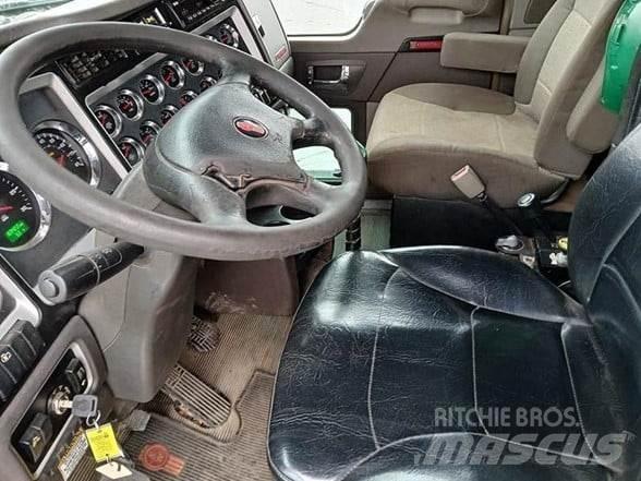 Kenworth T800 Savivarčių priekabų vilkikai
