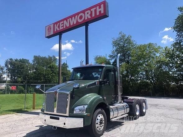 Kenworth T880 Naudoti vilkikai