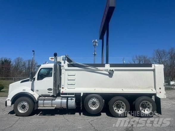 Kenworth T880 Savivarčių priekabų vilkikai