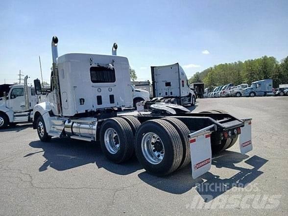 Kenworth T880 Naudoti vilkikai