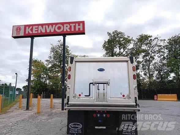 Kenworth T880 Savivarčių priekabų vilkikai