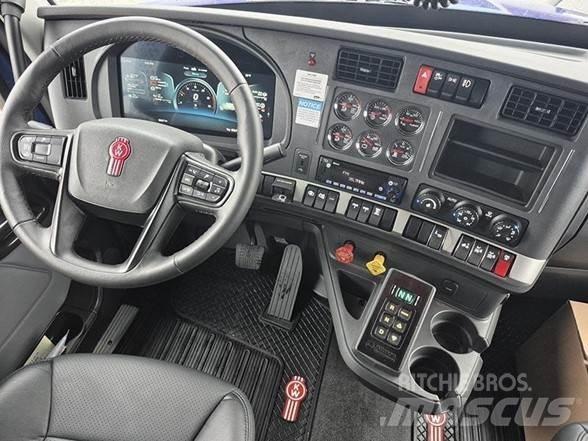 Kenworth T880 Savivarčių priekabų vilkikai