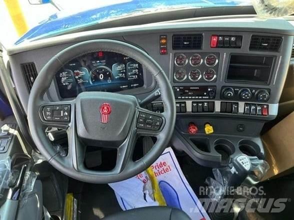 Kenworth T880 Savivarčių priekabų vilkikai
