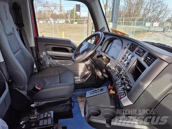 Kenworth T880 Savivarčių priekabų vilkikai
