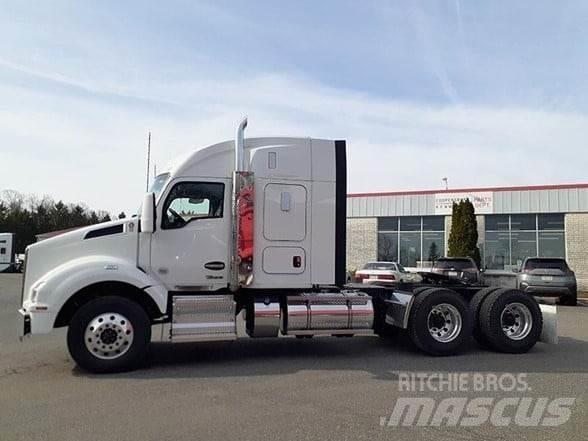 Kenworth T880 Naudoti vilkikai