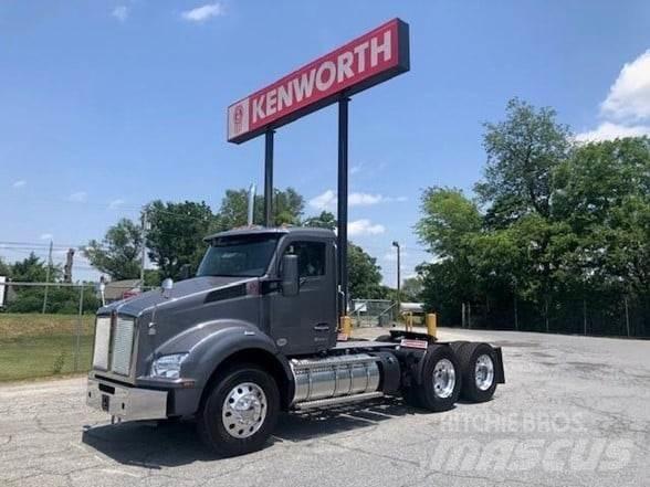 Kenworth T880 Naudoti vilkikai