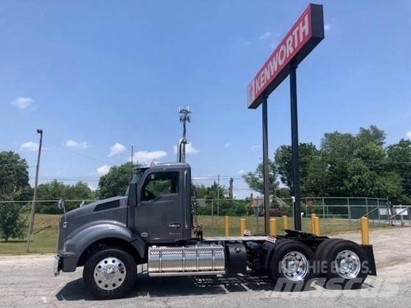 Kenworth T880 Naudoti vilkikai