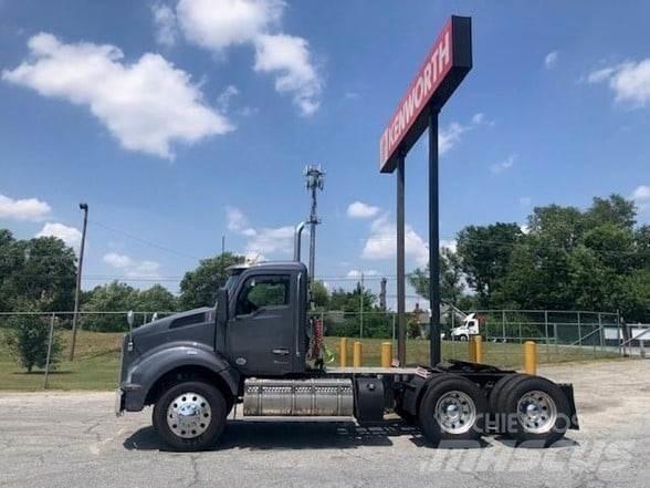 Kenworth T880 Naudoti vilkikai