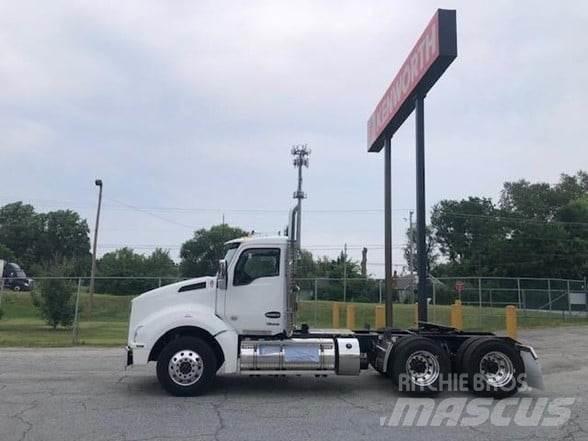 Kenworth T880 Naudoti vilkikai