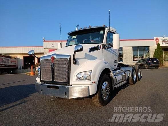 Kenworth T880 Naudoti vilkikai