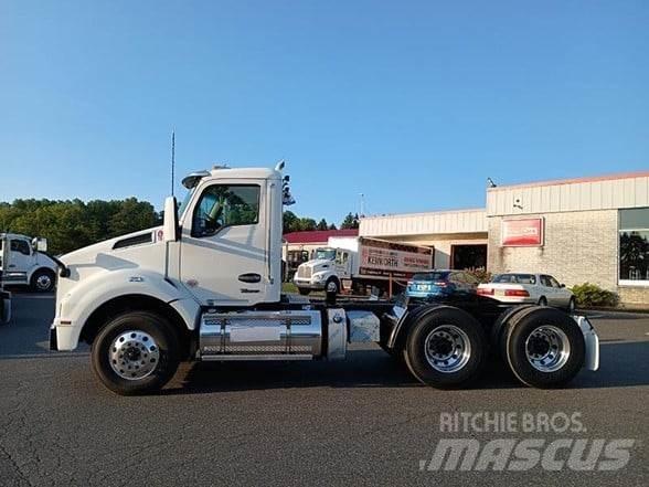 Kenworth T880 Naudoti vilkikai